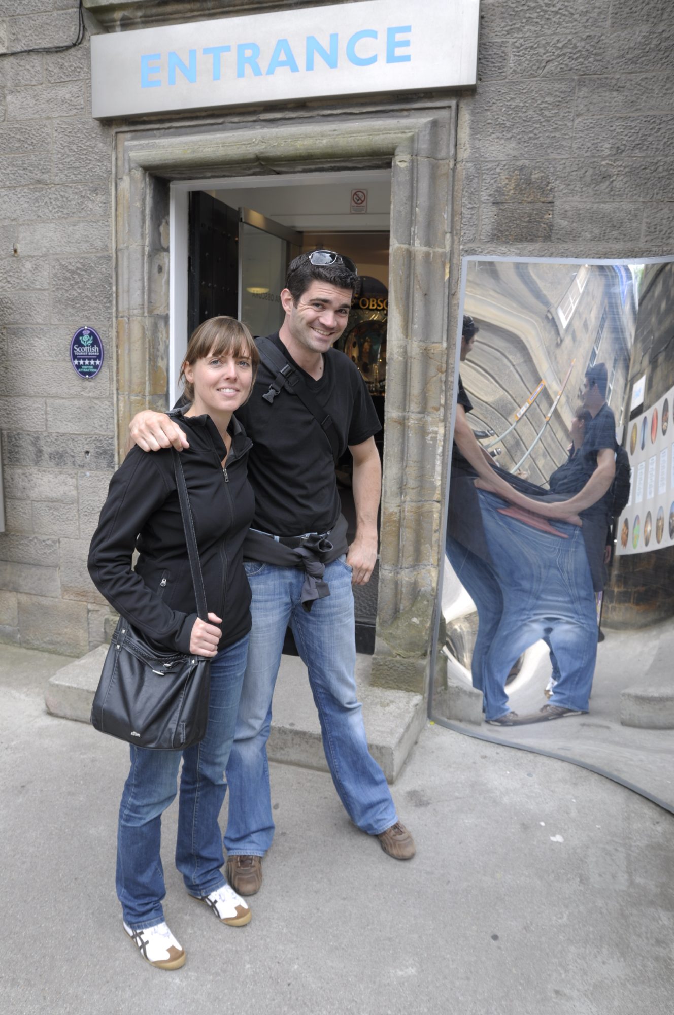 Juni 2011 – In Schottland. Luisa und Thilo in Edinbourgh.