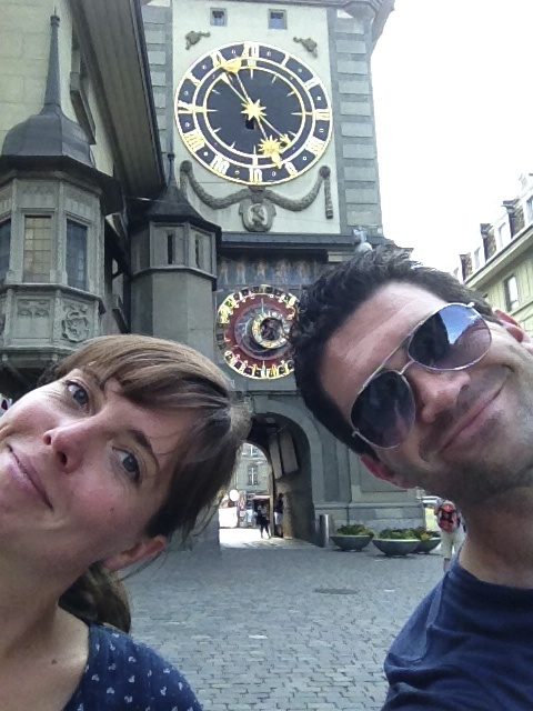 Die astronomische Uhr in Bern... und zwei Vögel.